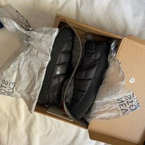 The North Face Thermoball Traction Mules II